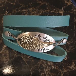 Inspirational leather bracelet